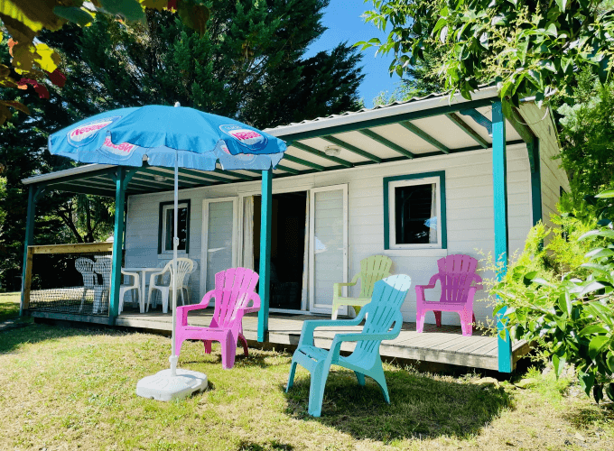 Chalets Epicéa conforts, en location au camping la Pibola en Ariège