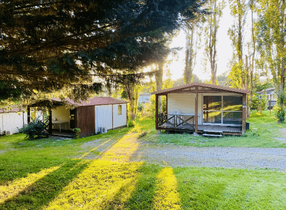 Chalets and mobile homes rental at La Pibola, Camon campsite in the Cathar Pyrenees