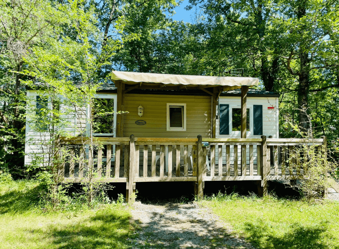 Exterior view of the comfort Chêne mobile home